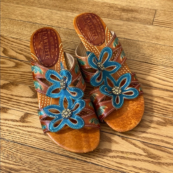 Spring Step Shoes - Women's Floral Sandals - Brown and Blue